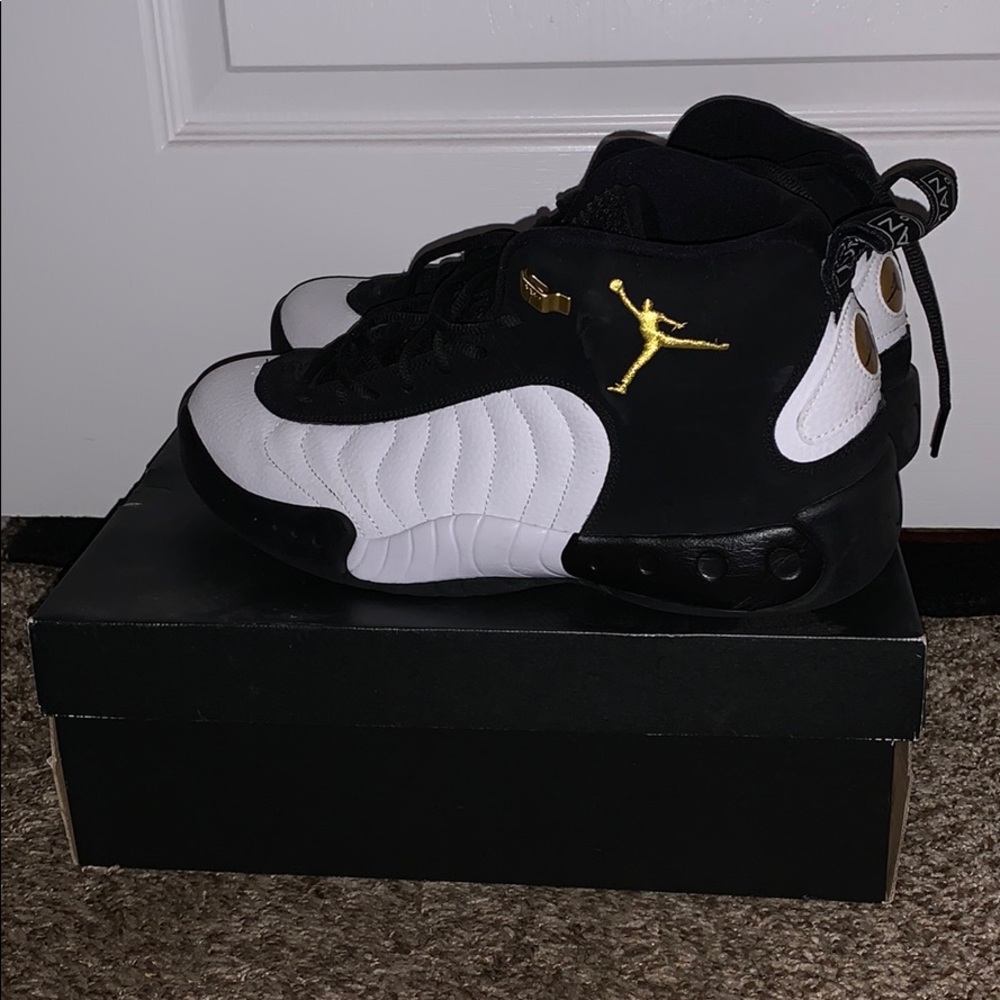 Jordan Jumpman Pro Black White Metallic Gold 2018